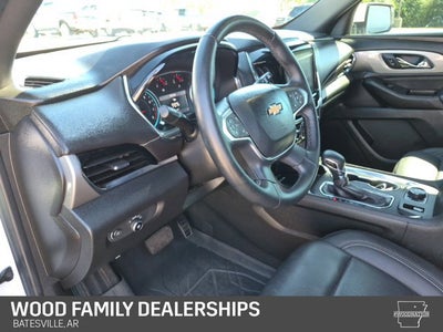 2023 Chevrolet Traverse AWD LT Leather