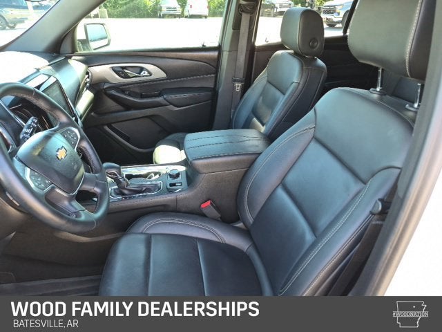 2023 Chevrolet Traverse AWD LT Leather