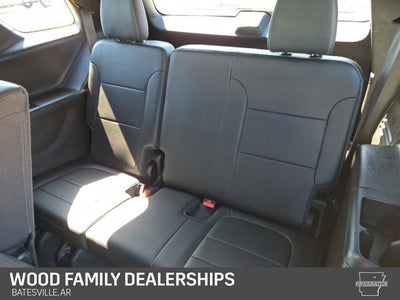 2023 Chevrolet Traverse AWD LT Leather