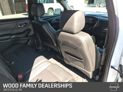 2023 Chevrolet Traverse AWD LT Leather