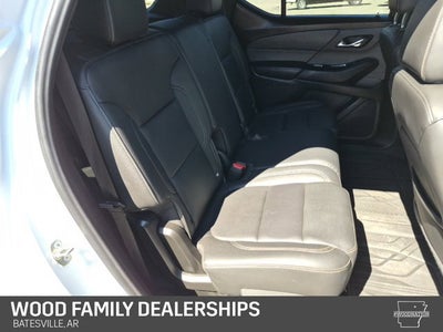 2023 Chevrolet Traverse AWD LT Leather