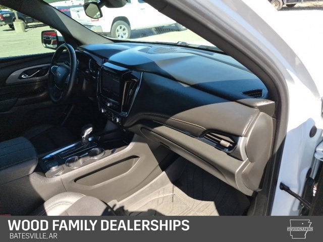 2023 Chevrolet Traverse AWD LT Leather