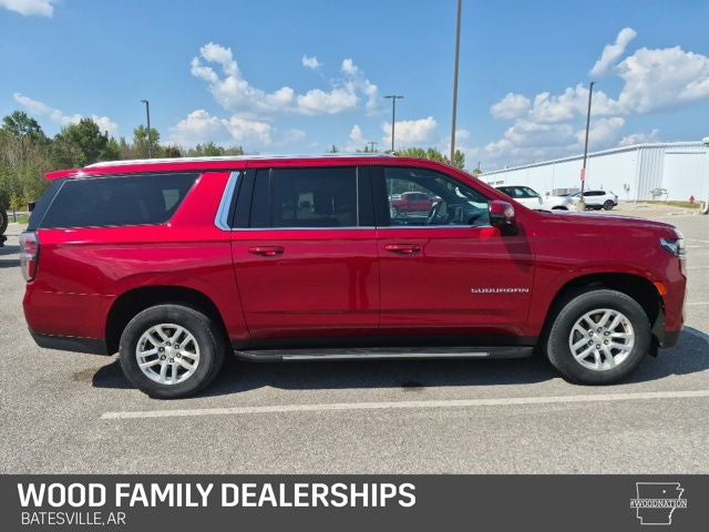2022 Chevrolet Suburban 2WD LT