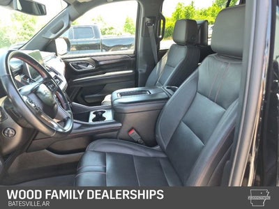 2023 Chevrolet Suburban 4WD RST