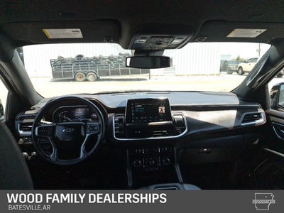 2023 Chevrolet Suburban 4WD RST