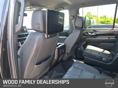 2023 Chevrolet Suburban 4WD RST