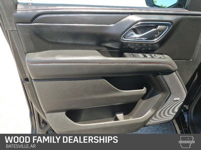 2023 Chevrolet Suburban 4WD RST