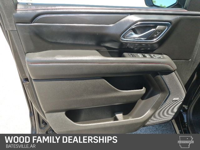 2023 Chevrolet Suburban 4WD RST