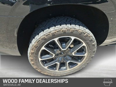 2023 Chevrolet Suburban 4WD RST