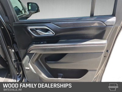 2023 Chevrolet Suburban 4WD RST