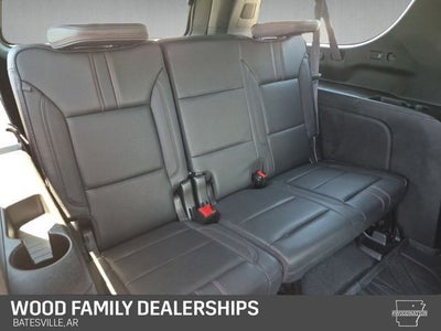 2023 Chevrolet Suburban 4WD RST