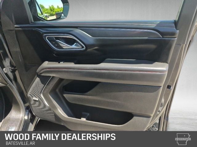 2023 Chevrolet Suburban 4WD RST