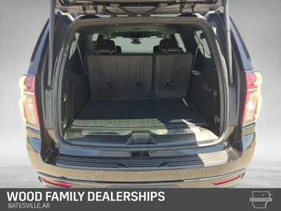 2023 Chevrolet Suburban 4WD RST