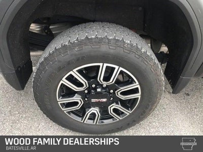 2022 GMC Sierra 2500HD 4WD Crew Cab Standard Bed AT4