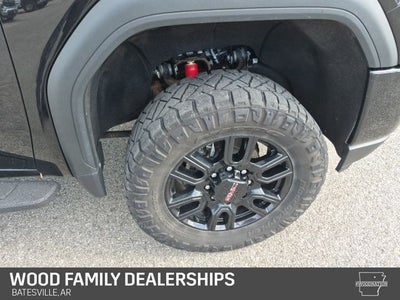 2022 GMC Sierra 2500HD 4WD Crew Cab Standard Bed AT4