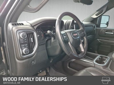 2022 GMC Sierra 2500HD 4WD Crew Cab Standard Bed AT4