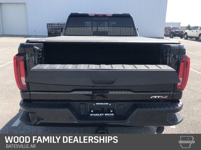 2023 GMC Sierra 2500HD 4WD Crew Cab Standard Bed AT4