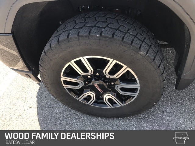 2023 GMC Sierra 2500HD 4WD Crew Cab Standard Bed AT4