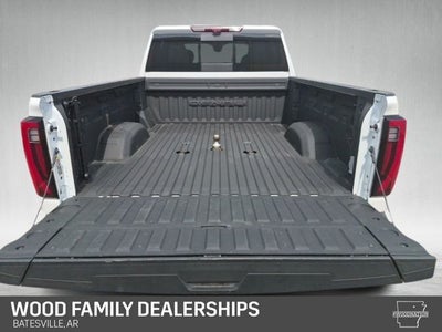 2024 GMC Sierra 2500HD 4WD Crew Cab Standard Bed Denali