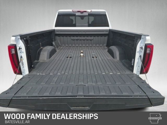2024 GMC Sierra 2500HD 4WD Crew Cab Standard Bed Denali