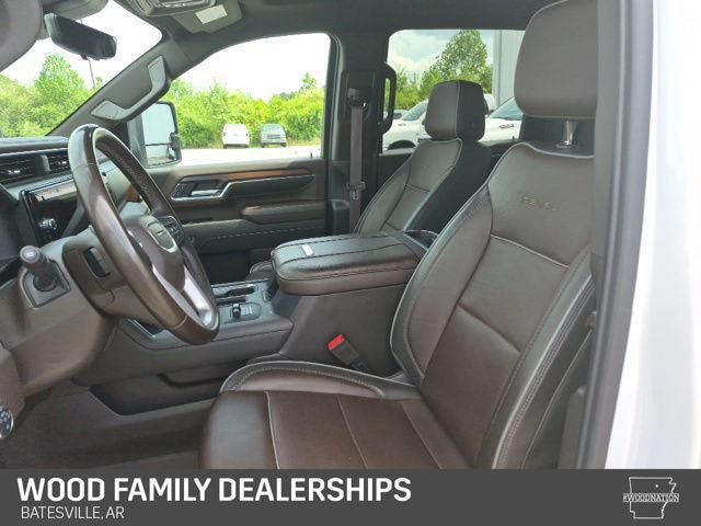 2024 GMC Sierra 2500HD 4WD Crew Cab Standard Bed Denali
