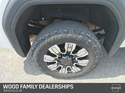 2024 GMC Sierra 2500HD 4WD Crew Cab Standard Bed Denali