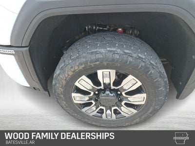 2024 GMC Sierra 2500HD 4WD Crew Cab Standard Bed Denali