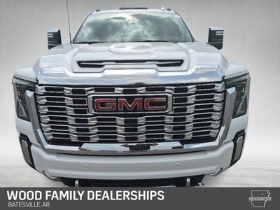 2024 GMC Sierra 2500HD 4WD Crew Cab Standard Bed Denali