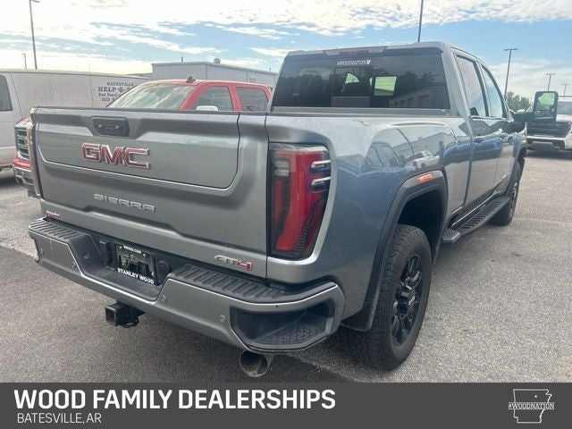 2025 GMC Sierra 2500HD 4WD Crew Cab Standard Bed AT4