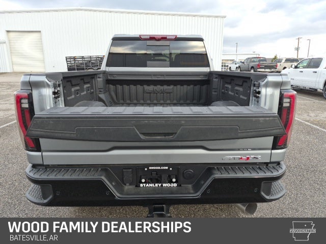 2025 GMC Sierra 2500HD 4WD Crew Cab Standard Bed AT4X