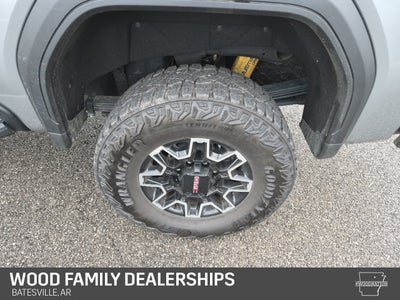 2025 GMC Sierra 2500HD 4WD Crew Cab Standard Bed AT4X