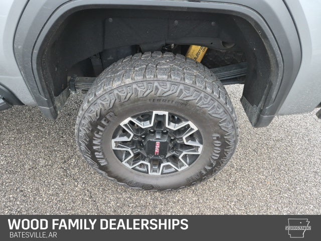 2025 GMC Sierra 2500HD 4WD Crew Cab Standard Bed AT4X