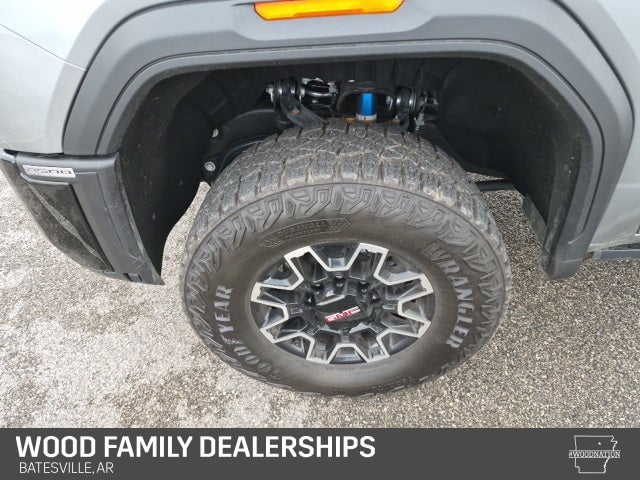 2025 GMC Sierra 2500HD 4WD Crew Cab Standard Bed AT4X