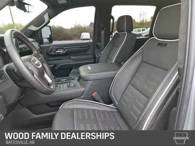 2025 GMC Sierra 2500HD 4WD Crew Cab Standard Bed AT4X