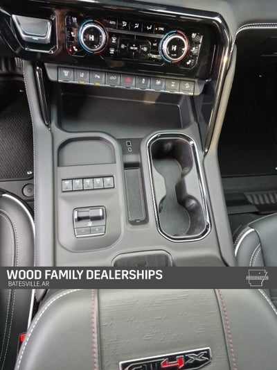 2025 GMC Sierra 2500HD 4WD Crew Cab Standard Bed AT4X