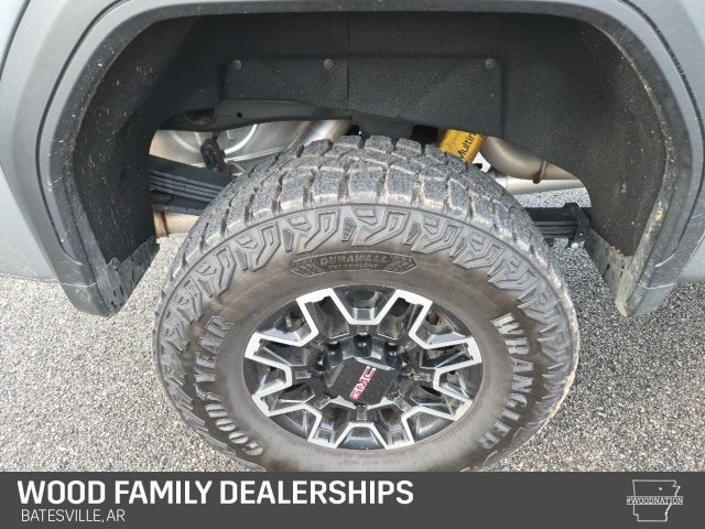 2025 GMC Sierra 2500HD 4WD Crew Cab Standard Bed AT4X