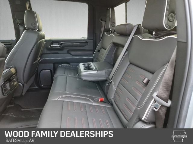 2025 GMC Sierra 2500HD 4WD Crew Cab Standard Bed AT4X