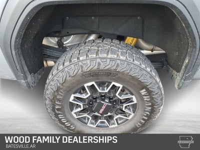 2025 GMC Sierra 2500HD 4WD Crew Cab Standard Bed AT4X