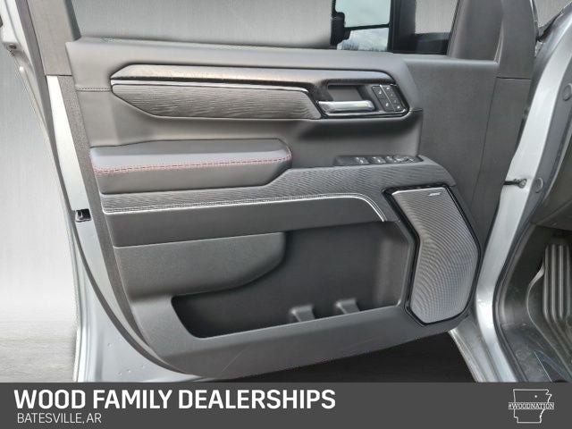 2025 GMC Sierra 2500HD 4WD Crew Cab Standard Bed AT4X
