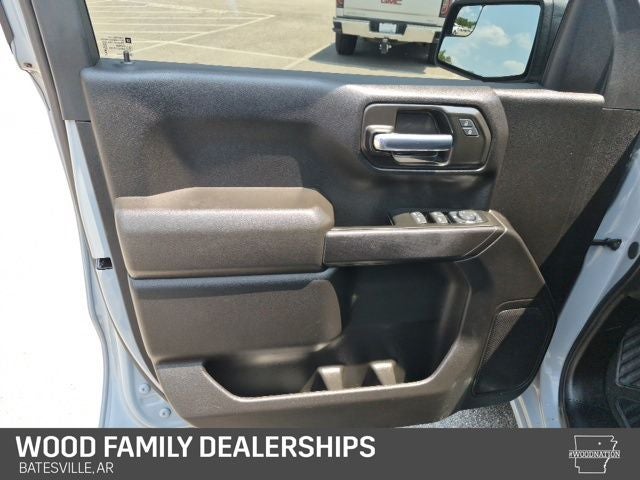 2025 GMC Sierra 1500 4WD Crew Cab Short Box Pro