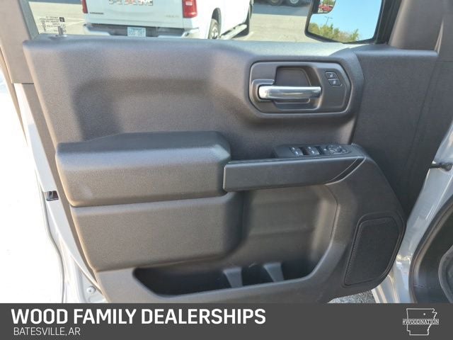 2024 GMC Sierra 1500 4WD Crew Cab Short Box Pro