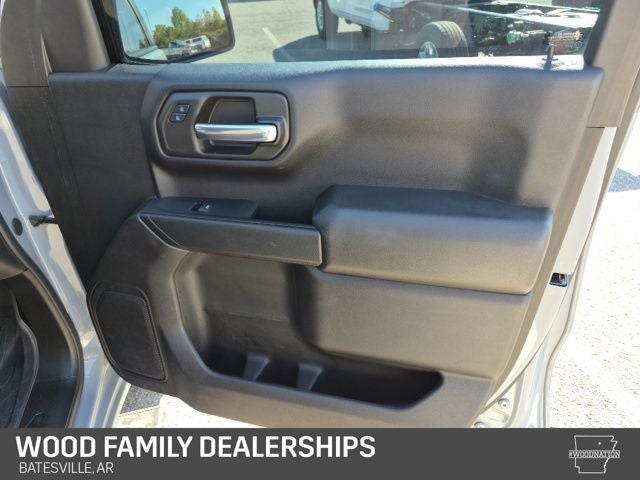 2024 GMC Sierra 1500 4WD Crew Cab Short Box Pro