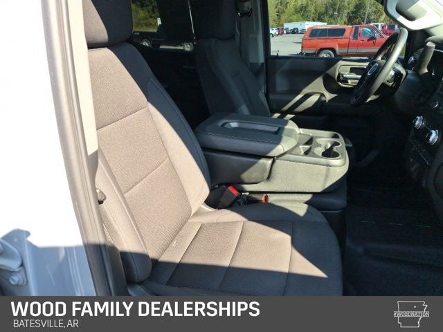 2024 GMC Sierra 1500 4WD Crew Cab Short Box Pro