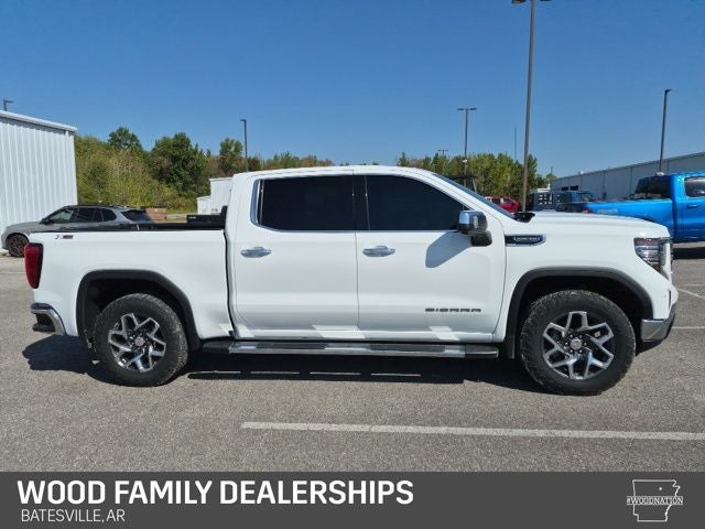 2024 GMC Sierra 1500 4WD Crew Cab Short Box SLT