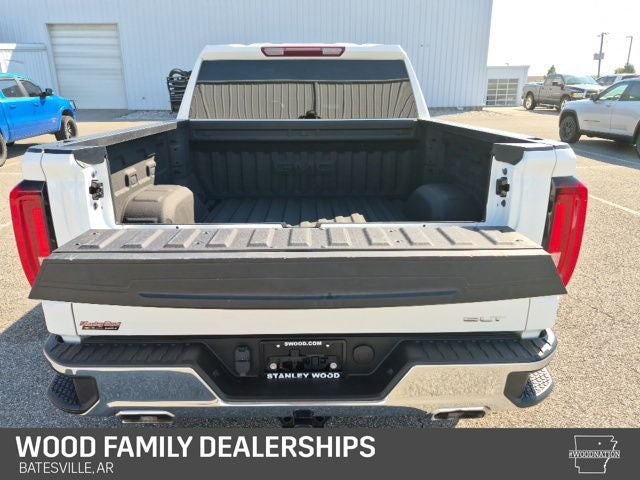 2024 GMC Sierra 1500 4WD Crew Cab Short Box SLT