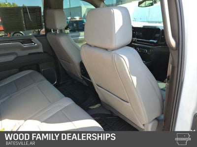 2024 GMC Sierra 1500 4WD Crew Cab Short Box SLT
