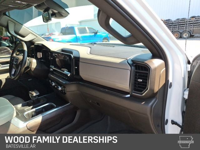 2024 GMC Sierra 1500 4WD Crew Cab Short Box SLT