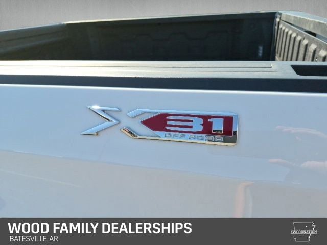 2024 GMC Sierra 1500 4WD Crew Cab Short Box SLT