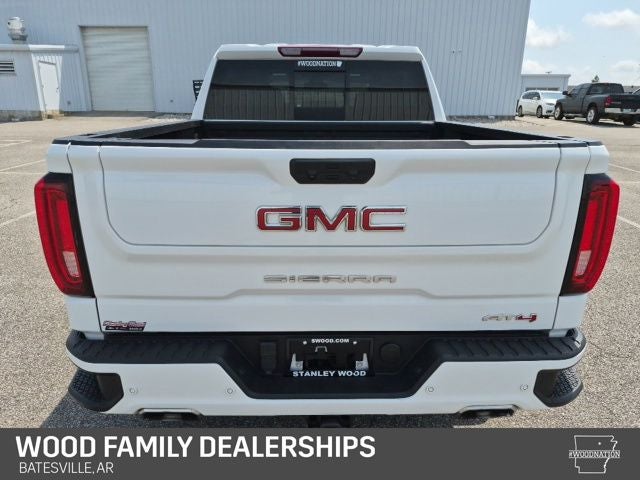 2024 GMC Sierra 1500 4WD Crew Cab Short Box AT4