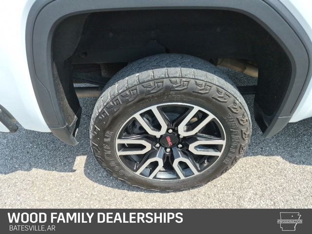 2024 GMC Sierra 1500 4WD Crew Cab Short Box AT4